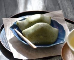 草餅とお茶